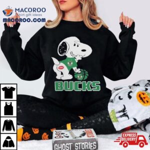 Snoopy Milwaukee Bucks Sexy Tshirt