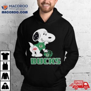 Snoopy Milwaukee Bucks Sexy Tshirt