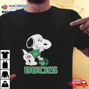 Snoopy Milwaukee Bucks Sexy Tshirt