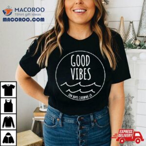 Sun Days Good Vibes Circle Tshirt