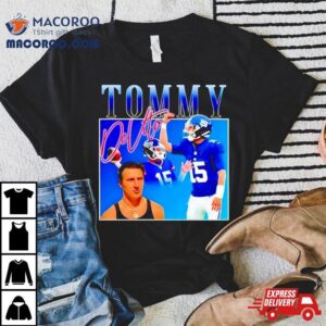 Tommy Cutlets New York Giants Football Pinched Fingers Hand Funny Tshirt