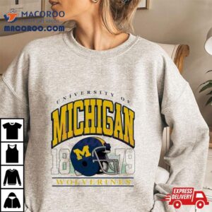 University Of Michigan Wolverines Est Vintage Tshirt
