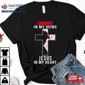 Kansas City Chiefs Nfl In My Veins Jesus In My Heart Cross Tshirt