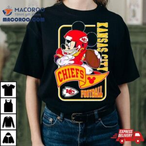 Mickey Mouse Play Football Kansas City Chiefs Tshirt