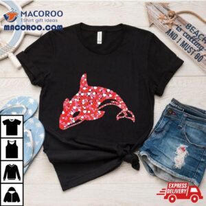 Orcas Killer Whale Valentines Day Shape Heart Love Tshirt