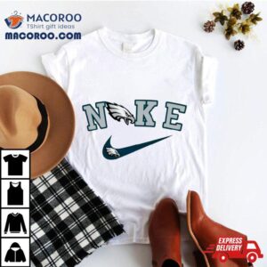 Philadelphia Eagles Nike Logo Retro Tshirt