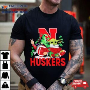 St Patrick S Day Gnome And Baby Yoda Nebraska Huskers Tshirt