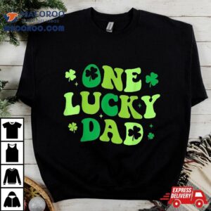 One Lucky Dad Groovy St Patricks Day Daddy Tshirt