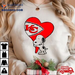 Snoopy Kc Kansas City Chiefs Heart Love Cartoon Football Tshirt