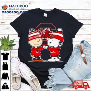 Charlie Brown And Snoopy Go Gamecooks South Carolina Tshirt