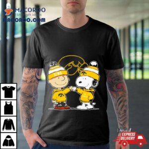 Charlie Brown And Snoopy Go Iowa Hawkeyes Tshirt