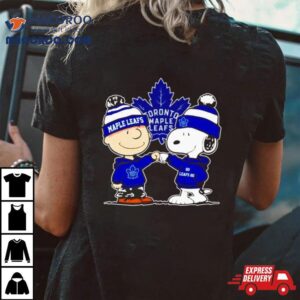 Charlie Brown And Snoopy Go Toronto Maple Leafs Tshirt