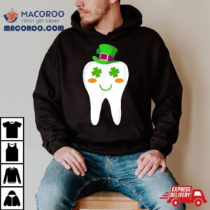 Dentist Dental Student Cute Tooth Hat Saint Patrick S Day Tshirt