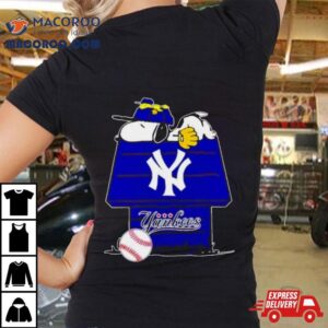 New York Yankees Snoopy And Woodstock The Peanuts Baseball Tshirt