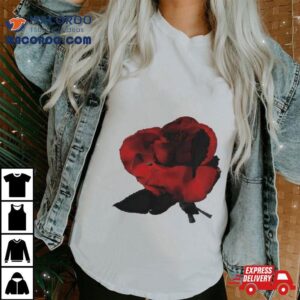 Rose Pocket Print T Shirt