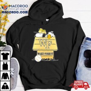 Wake Forest Demon Deacons Snoopy And Woodstock The Peanuts Baseball Tshirt