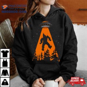 Alien Squatch Ufo Shirt