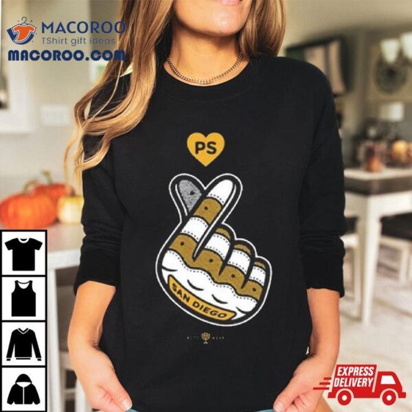 Lucky Duck Foundation San Diego Finger Hearshirt