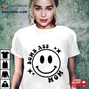 Somebody S Bomb Ass Mom Funny Retro Wavy Pocke Tshirt