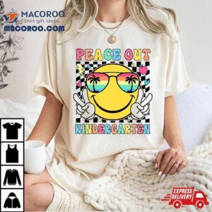 Peace Out Kindergarten Retro Graduation Last Day Of School Shirt