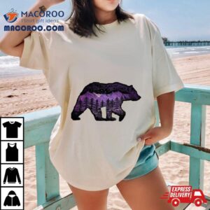 Alaskan Bear With Lake Mountain Souvenir Tshirt