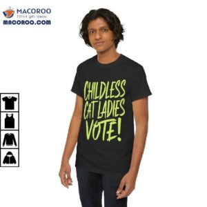 Childless Cat Ladies Vote Kamala Harris Shirt