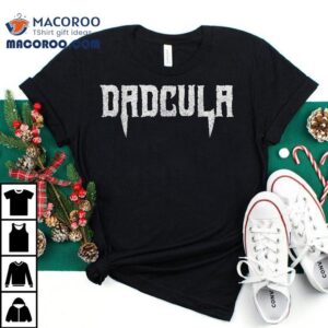 Funny Dadcula Halloween Dad Costume Vampire Fangs Tshirt
