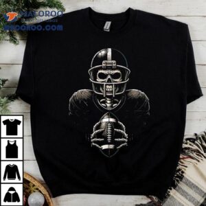 Halloween Skeleton Football Player Spooky Sports Graphic Tshirt
