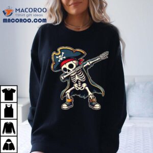Kids Pirate Boys Toddler Dabbing Skeleton Halloween Tshirt