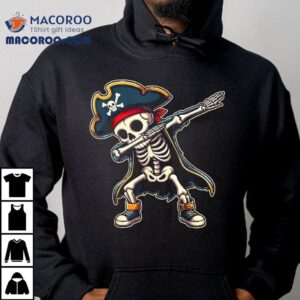 Kids Pirate Boys Toddler Dabbing Skeleton Halloween Tshirt
