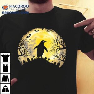 Penguin Halloween Spooky Animal Night Autumn Tshirt
