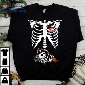 Pregnancy Pirate Baby Skeleton X Ray Halloween Costume Tshirt