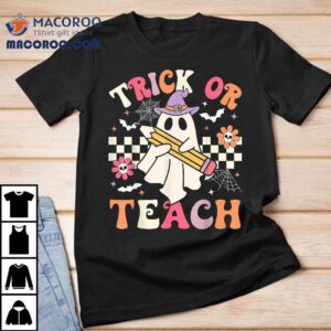 Trick Or Teach Groovy Teacher Halloween Retro Floral Ghos Tshirt