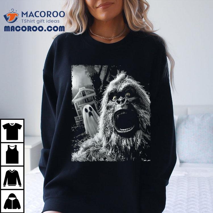 Funny Bigfoot Sasquatch Halloween Shirt Funny Bigfoot Sasquatch Halloween Shirt