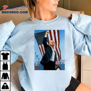 Trump receives portrait gift from Putin t-shirt