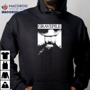 Vintage inspired gravepile graphic t-shirt