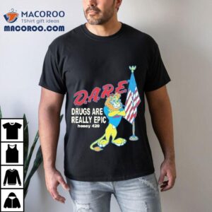 Bold Lion Design Stands Out On This Cool Tshirt