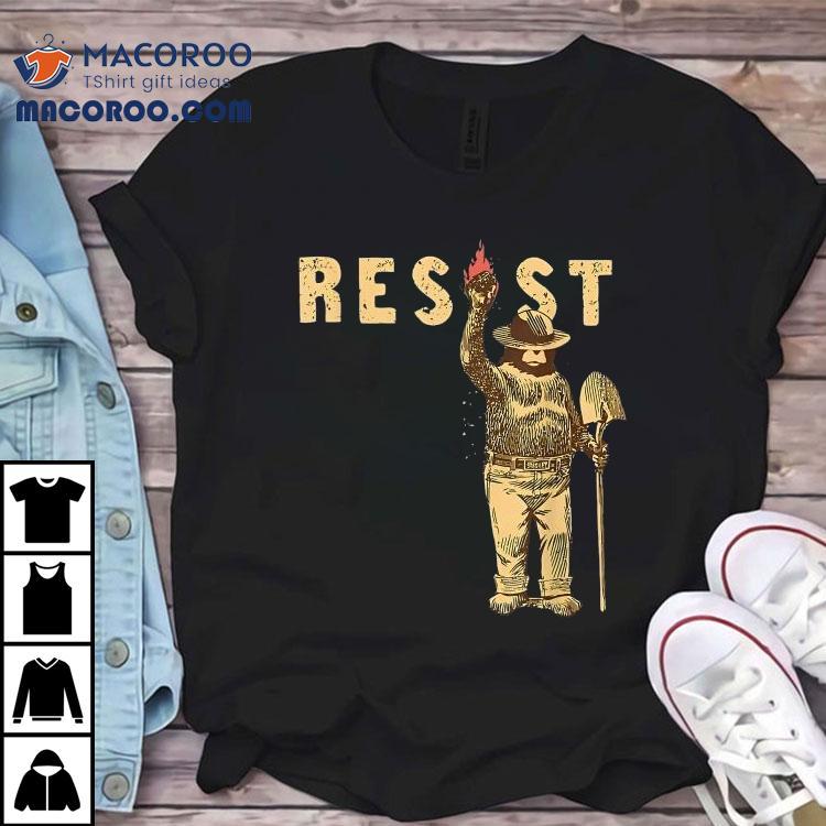 Smokey Bear Resist Anti Trump Environmental Activism Shirt Smokey Bear Resist Anti Trump Environmental Activism Shirt