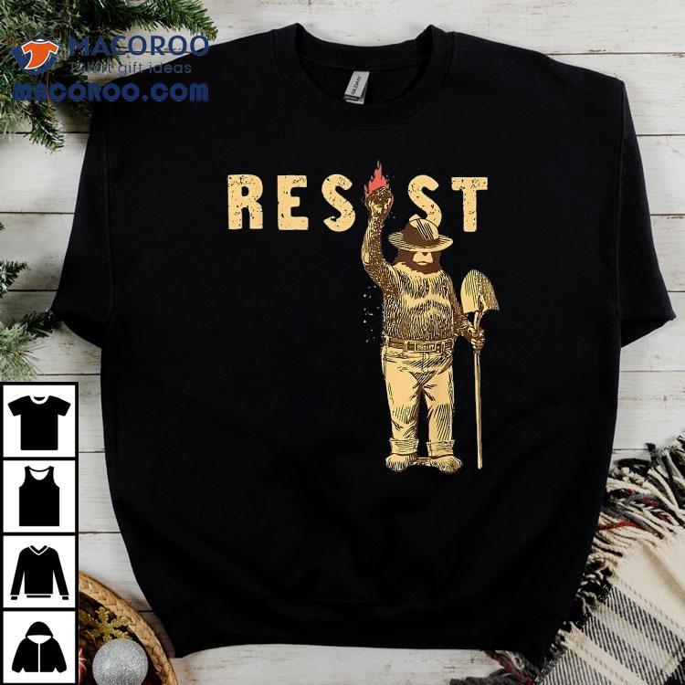 Smokey Bear Resist Anti Trump Environmental Activism Shirt Smokey Bear Resist Anti Trump Environmental Activism Shirt