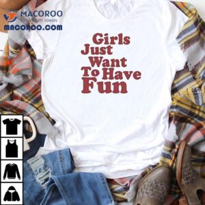 Women Love Fun And Fashion T-shirt