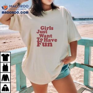 Women Love Fun And Fashion T-shirt