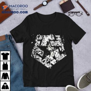 Urban tribal streetwear style gane wall graphic tshirt