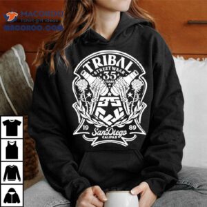 Vintage 1989 California Streetwear Tribal Design Bottle Graphic T-shirt