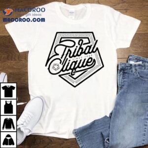 Vintage 1989 Tribal Design T-shirt