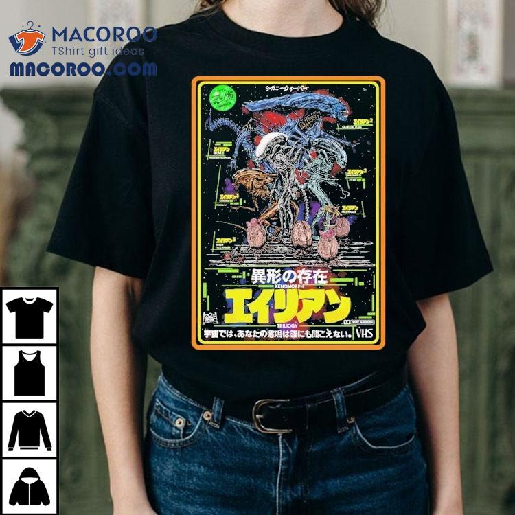Xenomorph design inspired by the classic aliens movies t-shirt Xenomorph design inspired by the classic aliens movies t-shirt