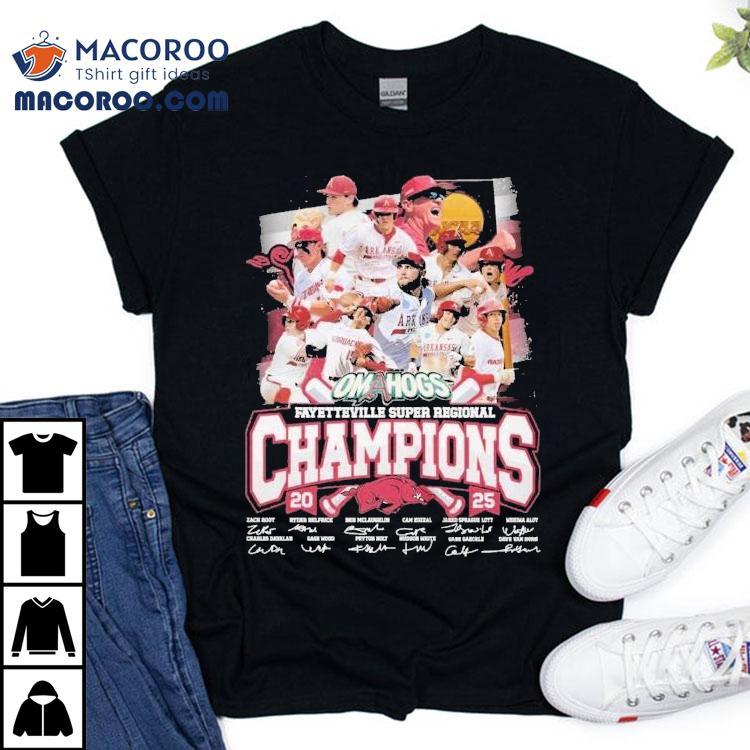 Arkansas Razorbacks Fayetteville Super Regional Champions 2025 Signatures Shirt Arkansas Razorbacks Fayetteville Super Regional Champions 2025 Signatures Shirt