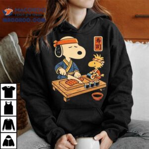 Snoopy And Woodstock Making Sushi Tshirt