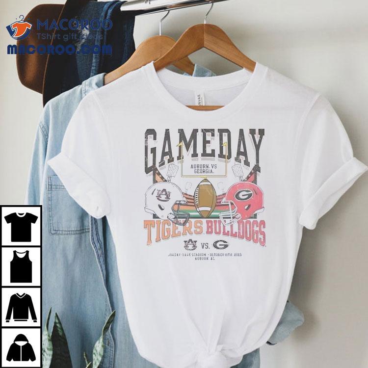 Auburn Tigers Vs Georgia Bulldogs Football 2025 Shirt Auburn Tigers Vs Georgia Bulldogs Football 2025 Shirt