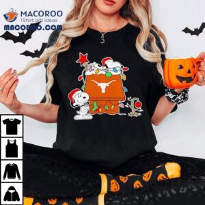 Snoopy Texas Longhorns Christmas Holiday Football Tshirt