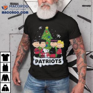 The Peanuts Characters Christmas With New England Patriots Tree And Snoopy Shirt